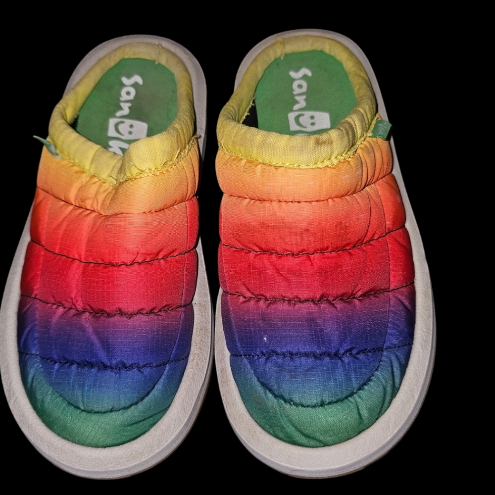 Sanuk Shoes